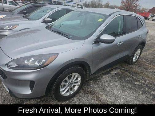 2021 Ford Escape SE