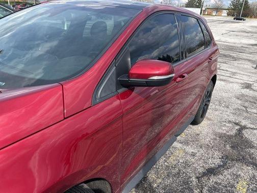 Ruby Red Metallic 2019 Ford Edge ST