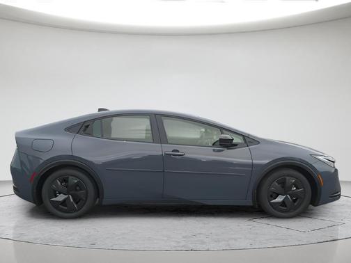 Gray 2026 Toyota Prius Plug-In Hybrid SE