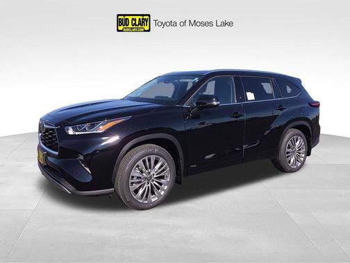 Black 2026 Toyota Highlander Hybrid Platinum
