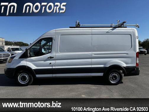 Oxford White 2018 Ford Transit-150 Base