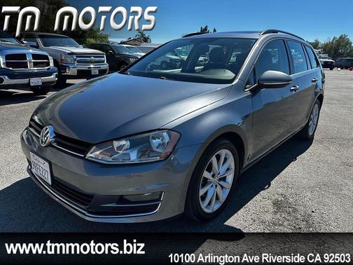 2015 Volkswagen Golf SportWagen TSI SE 4-Door