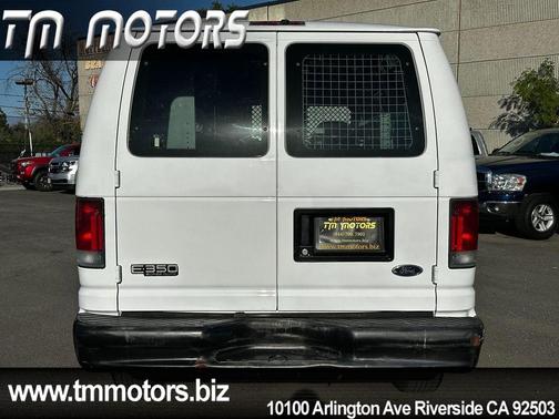 2001 Ford E350 Super Duty Base