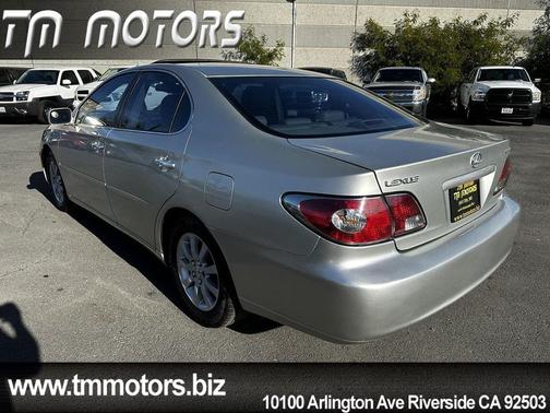 2004 Lexus ES 330 Base
