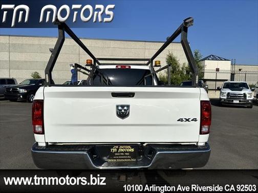 2017 RAM 2500 Tradesman Regular Cab 4x4 8' Box