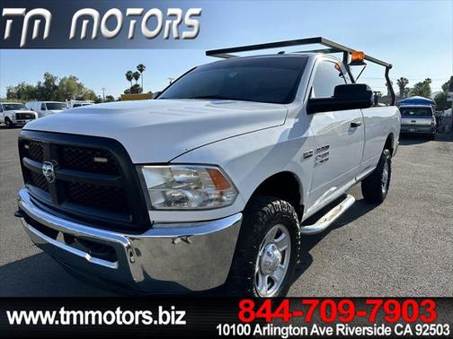2017 RAM 2500 Tradesman Regular Cab 4x4 8' Box