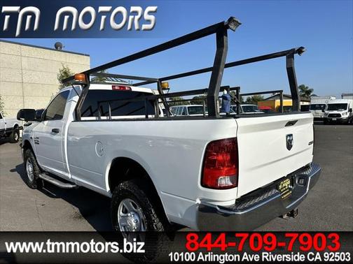 2017 RAM 2500 Tradesman Regular Cab 4x4 8' Box