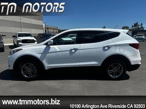 Pearl White 2018 Hyundai Santa Fe Sport 2.4L