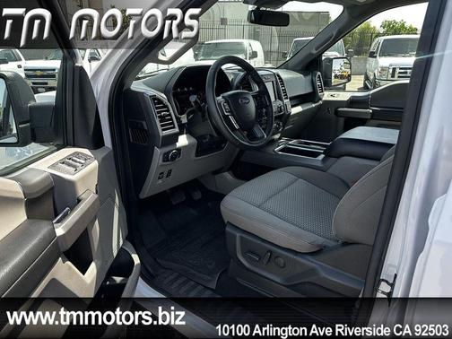 Oxford White 2019 Ford F-150 XLT