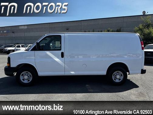 Summit White 2008 Chevrolet Express 3500 Base