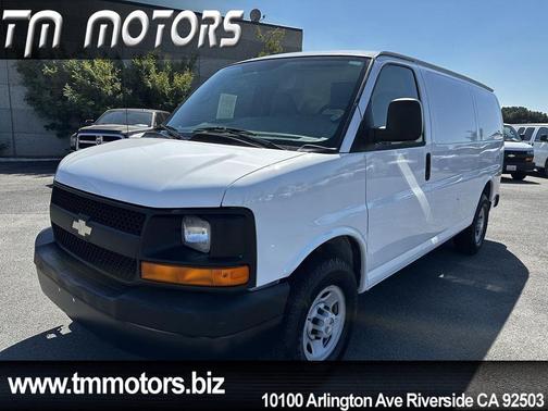 Summit White 2008 Chevrolet Express 3500 Base