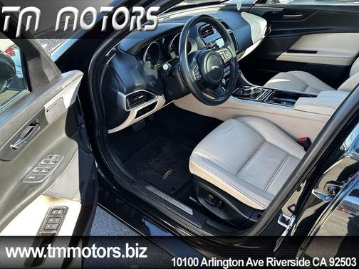 2017 Jaguar XE 35t Prestige