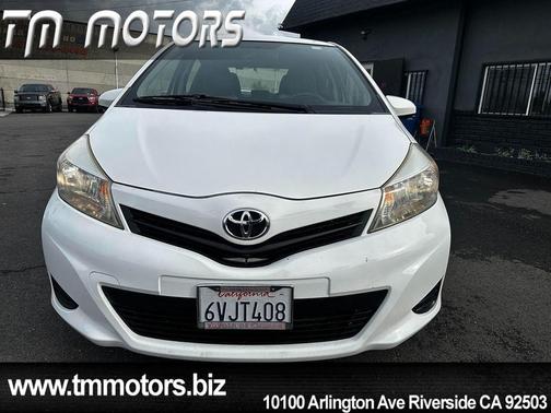 2012 Toyota Yaris LE