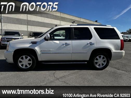 2009 Cadillac Escalade Base