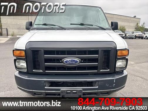 2009 Ford E350 Super Duty XLT