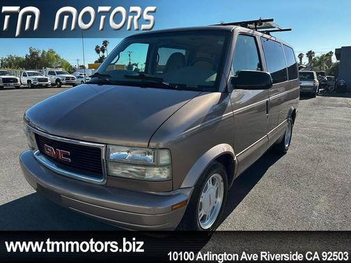2003 GMC Safari SLE