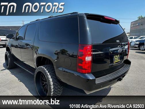Black 2011 Chevrolet Suburban 1500 LT