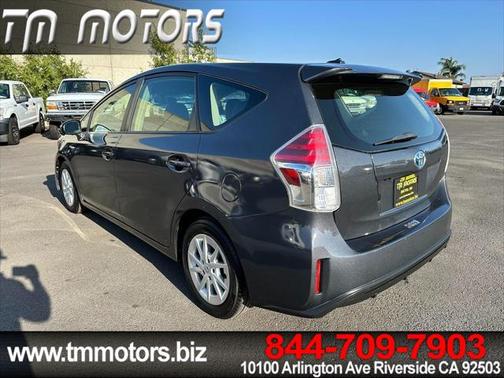 2017 Toyota Prius v Three