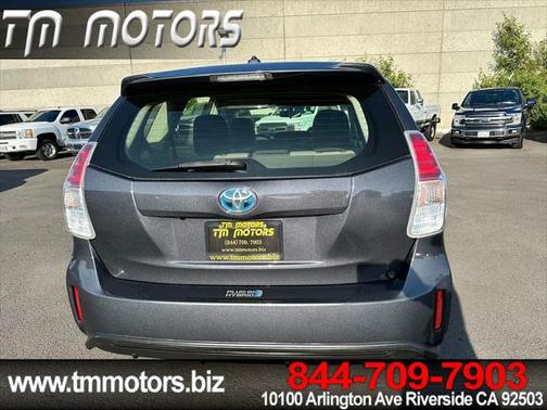 2017 Toyota Prius v Three