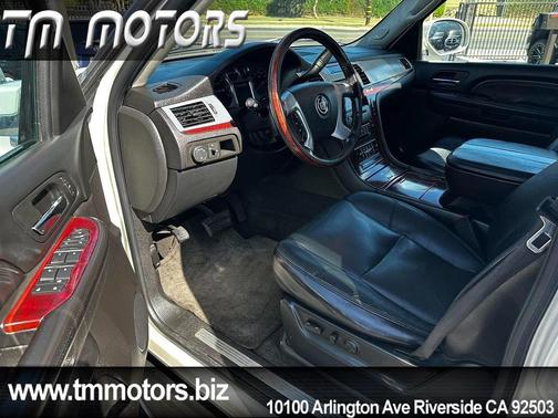 2007 Cadillac Escalade Base