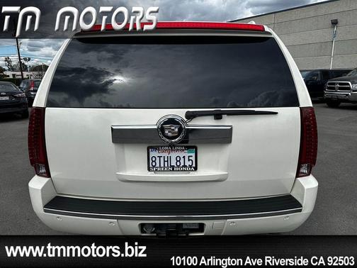White Diamond 2007 Cadillac Escalade Base