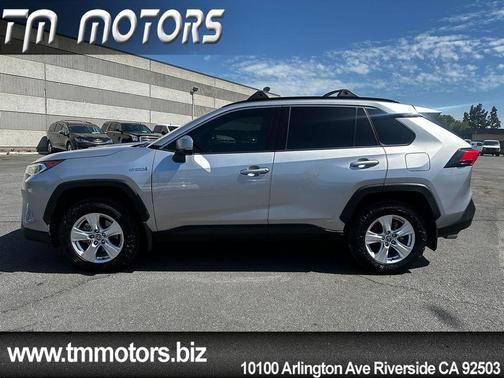 Silver Sky Metallic 2021 Toyota RAV4 Hybrid XLE