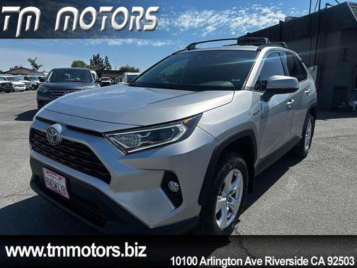 Silver Sky Metallic 2021 Toyota RAV4 Hybrid XLE