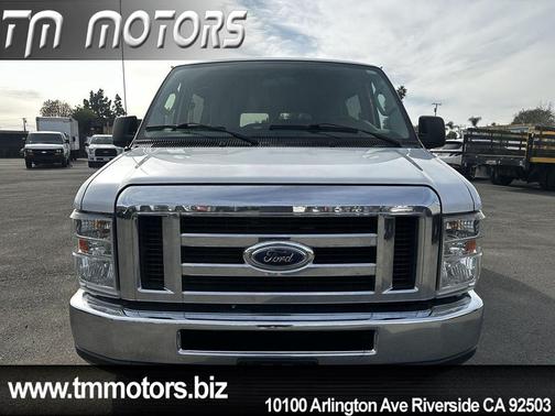 2011 Ford E350 Super Duty XLT