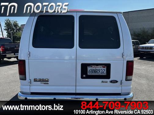2011 Ford E350 Super Duty XLT