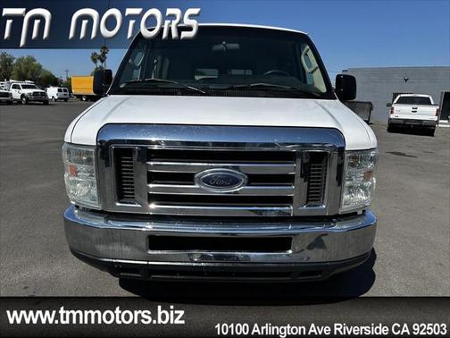 2011 Ford E350 Super Duty XLT