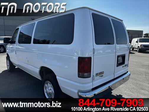 2011 Ford E350 Super Duty XLT