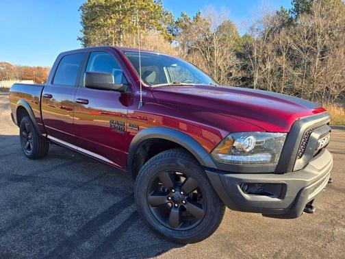 2019 RAM 1500 Classic Warlock 4x4 4dr Crew Cab 5.5 ft. SB Pickup