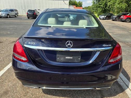 2016 Mercedes-Benz C-Class 4MATIC