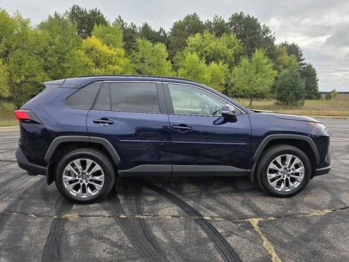 Blueprint 2025 Toyota RAV4 XLE Premium