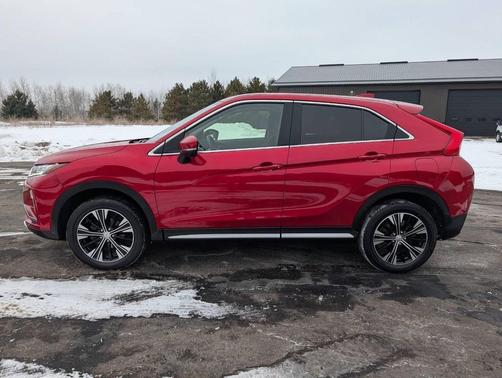 2020 Mitsubishi Eclipse Cross SE