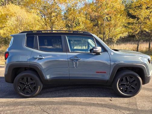 2018 Jeep Renegade Trailhawk