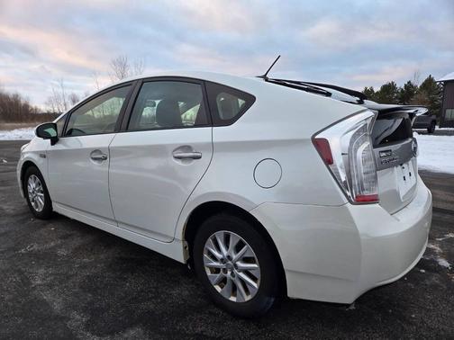 2013 Toyota Prius Plug-in Base