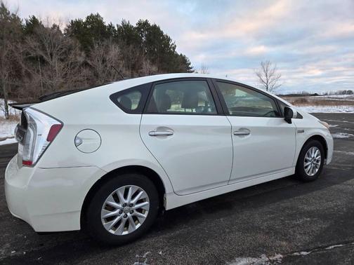 2013 Toyota Prius Plug-in Base