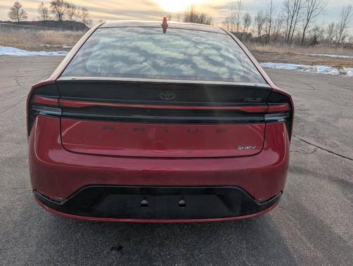 2024 Toyota Prius XLE