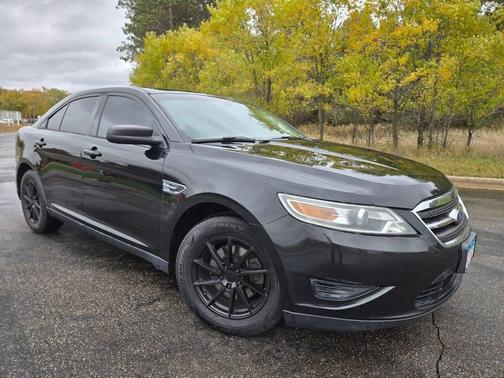 2012 Ford Taurus SE