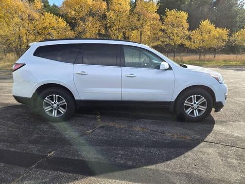 2016 Chevrolet Traverse 2LT