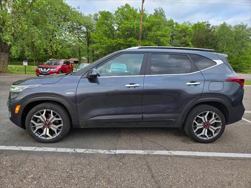 2022 Kia Seltos SX Turbo