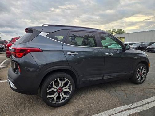 2022 Kia Seltos SX Turbo