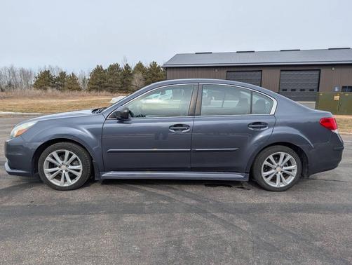2014 Subaru Legacy Base