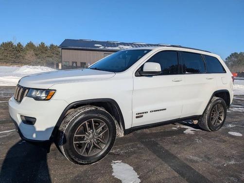 2017 Jeep Grand Cherokee Laredo