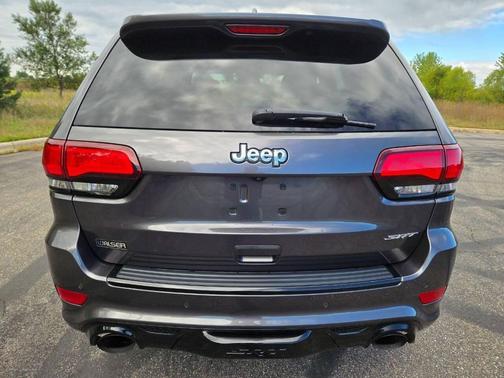 2015 Jeep Grand Cherokee SRT