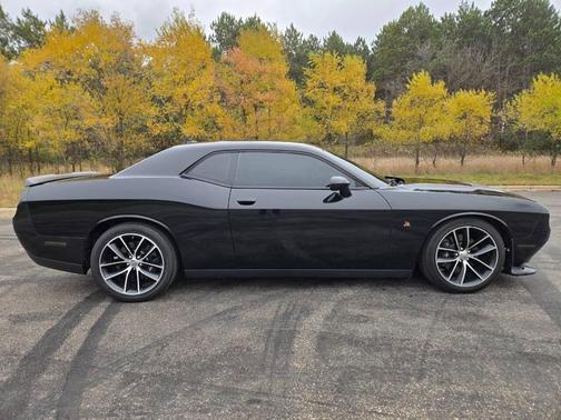 2015 Dodge Challenger R/T Scat Pack