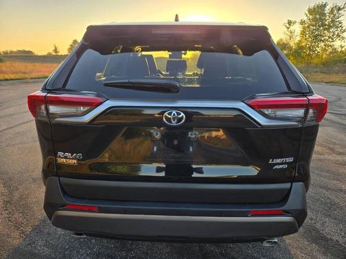 2019 Toyota RAV4 Limited