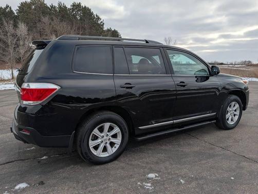 2013 Toyota Highlander SE