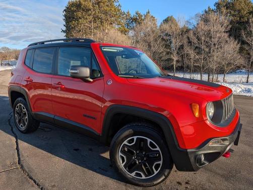 2016 Jeep Renegade Trailhawk